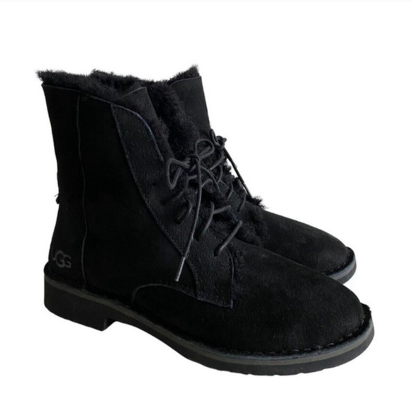 Ugg Quincy Lace Up Boot - Picture 1 of 6